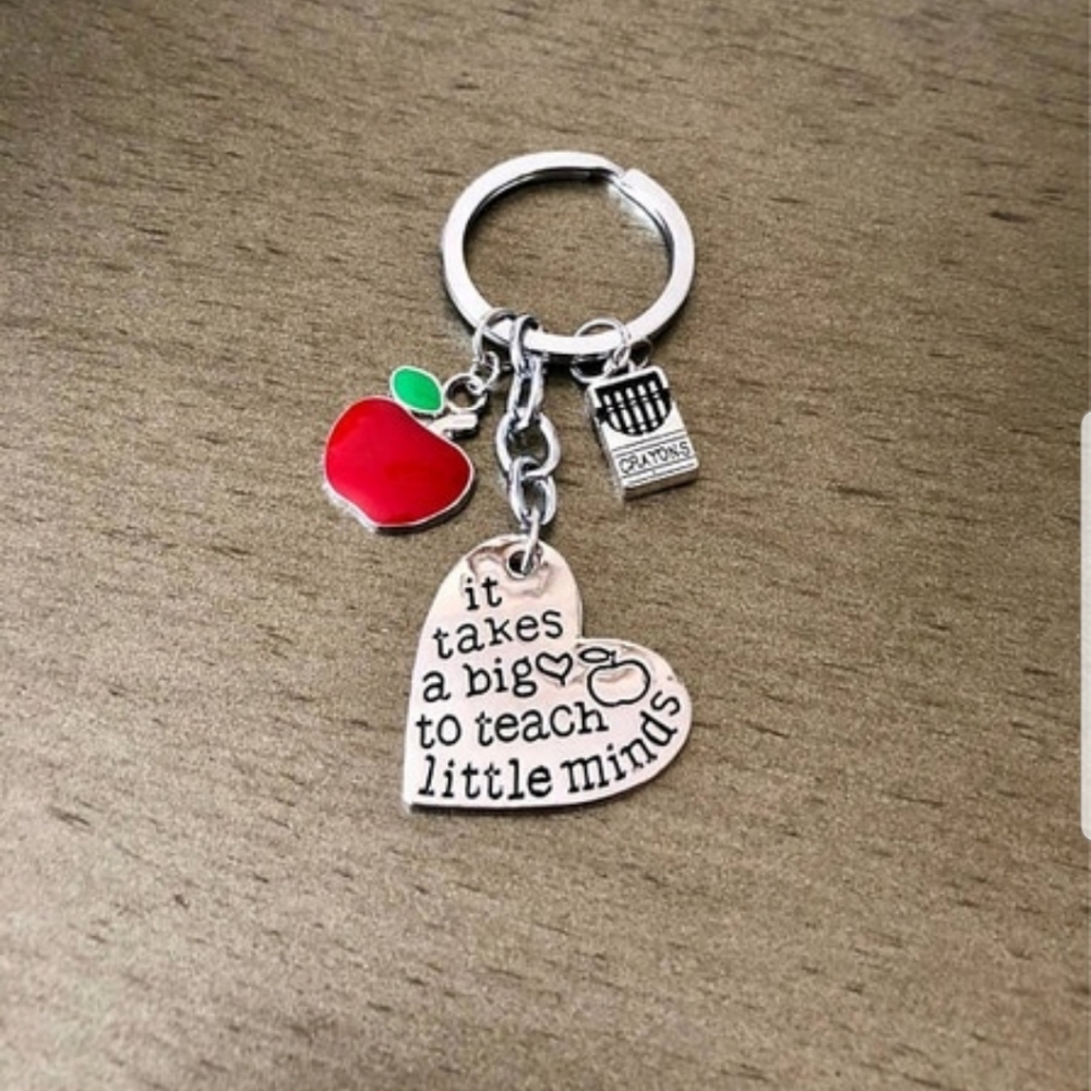 🍎🍎Super Adorable Teacher Keychain🍎🍎 - Picture 2 of 7